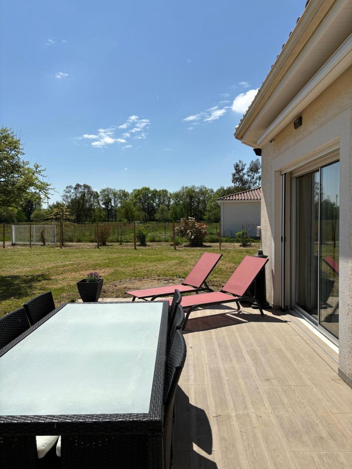 "La Bressolaise" Ideal Familles, Piscine, Calme Bressols Exterior foto